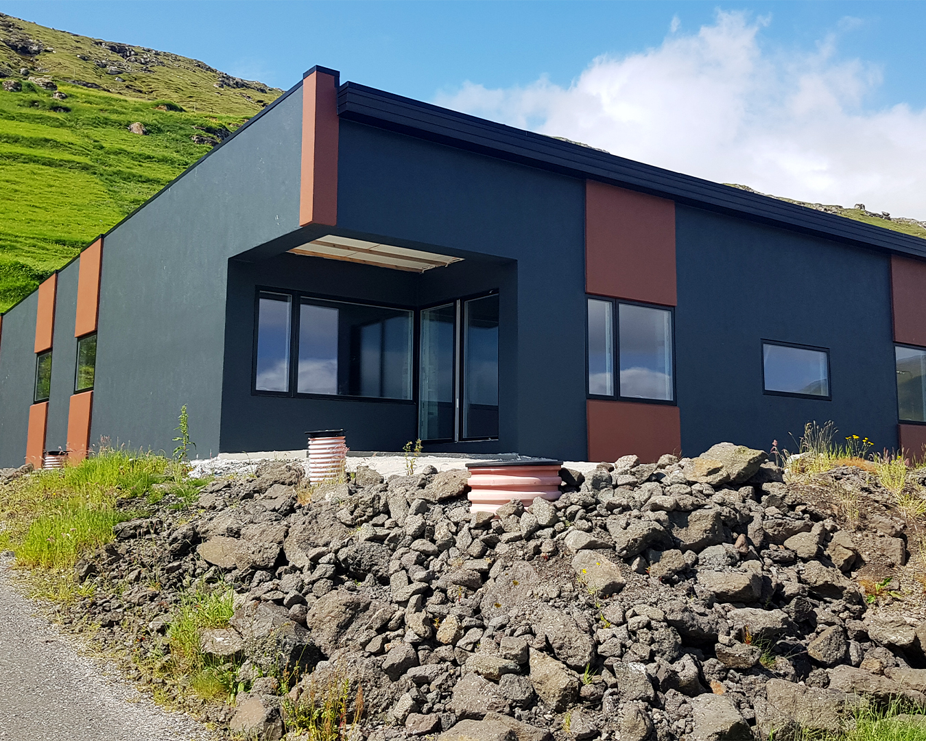 Warehouse Residence in Nordragota
